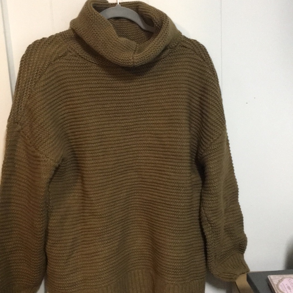 Sweater - Picture 2 of 2
